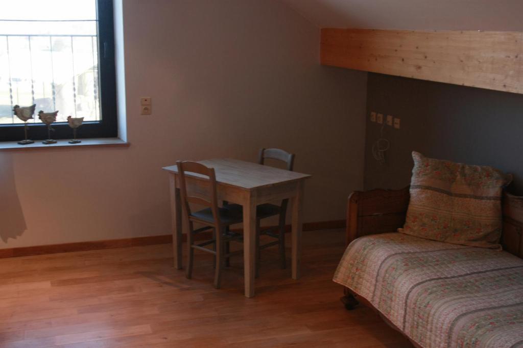 B&B Chession Falaën Rum bild